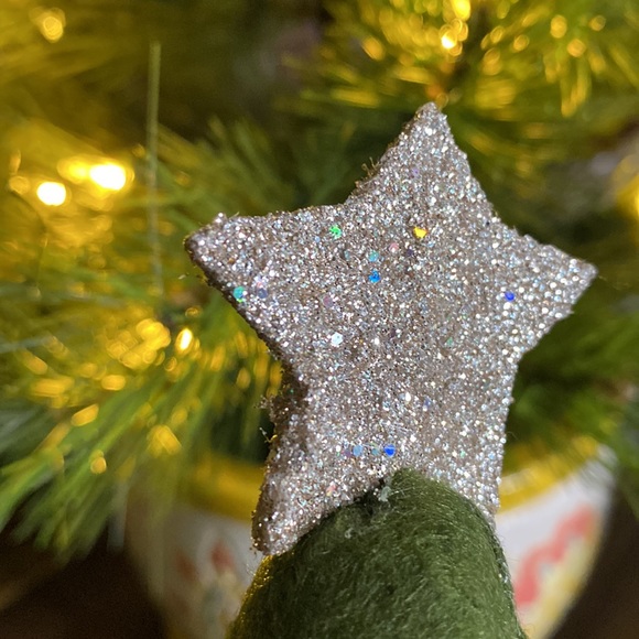 Pottery Barn Lids Decorative and Delightful Felted Faux Tree Stocking Holder🌲 - Picture 9 of 15